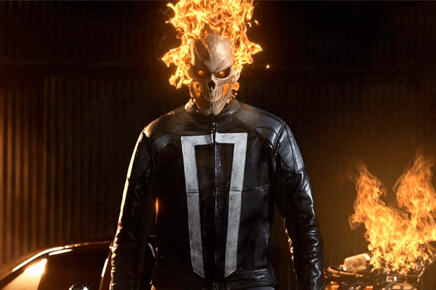 Motoqueiro Fantasma de Gabriel Luna na série Agents of SHIELD.