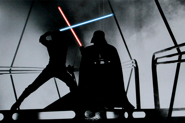 Luta entre Luke Skywalker e Darth Vader - Star Wars
