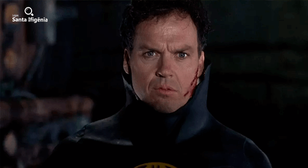 Michael Keaton como Batman